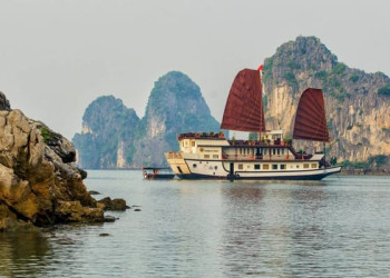 Jonque collective à Bai Tu Long