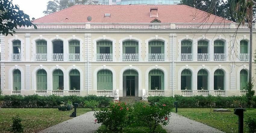 Ambassade France au Vietnam adresse
