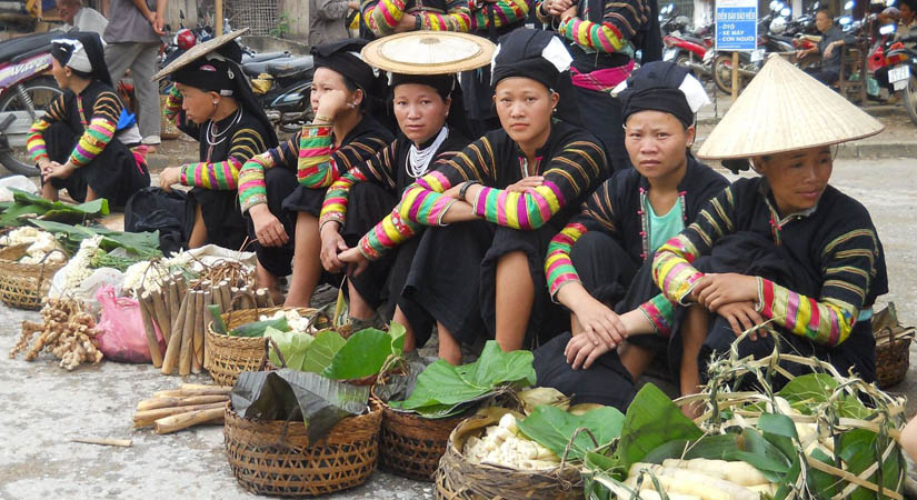 Le-marche-de-Bao-Lac
