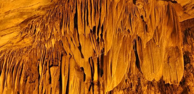 La-grotte-de-Hua-Ma-a-Ba-Be