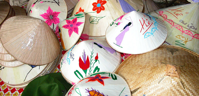 Chapeaux-coniques-a-Hue