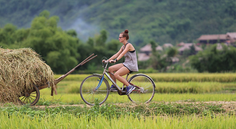 mai-Chau-a-velo