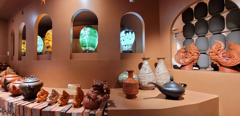 Espace-du-musee-de-poterie-de-Bat-Trang