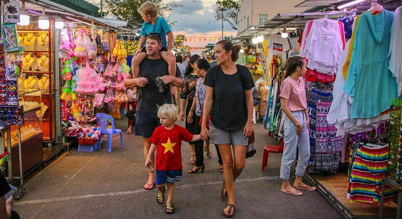 Top-4-marches-de-nuit-a-Nha-Trang