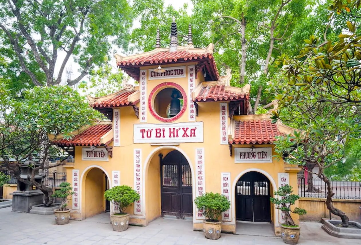 Pagode-des-Ambassadeurs-Hanoi