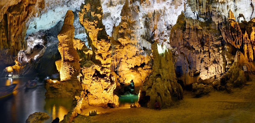 stalagmites-de-Phong-Nha