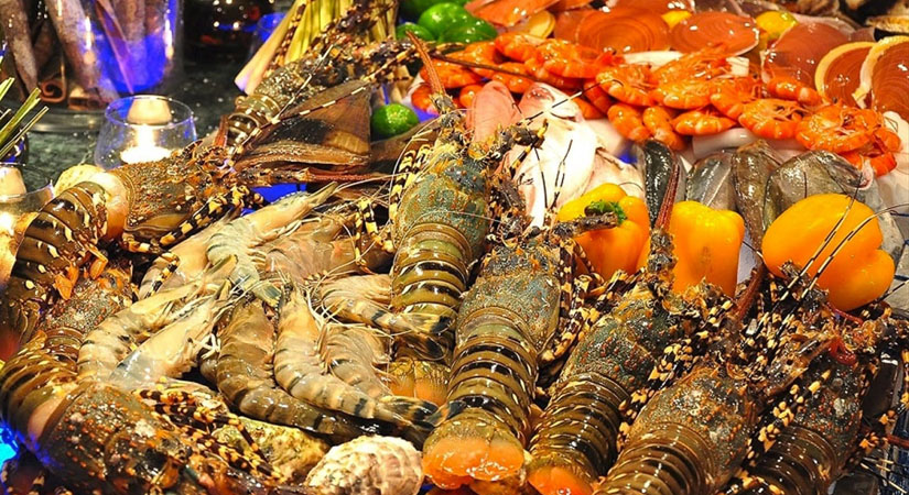 la-cuisine-du-marche-de-nuit-a-Phu Quoc