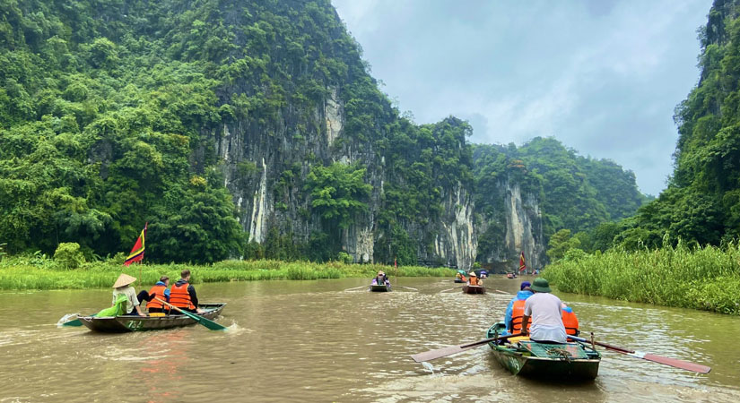 Promenade-en-barque-a-Ninh-Binh