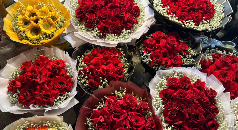 le-marche-aux-fleurs-de-Quang-Ba