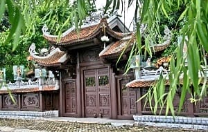 chua_van-nien