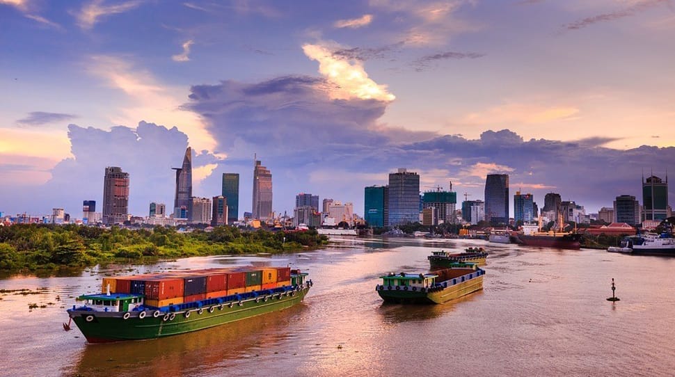 Saigon par la voie fluviale