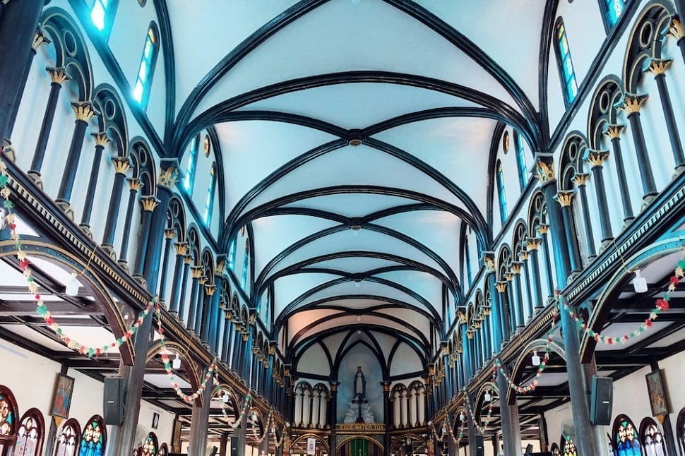interieur_eglise-kontum
