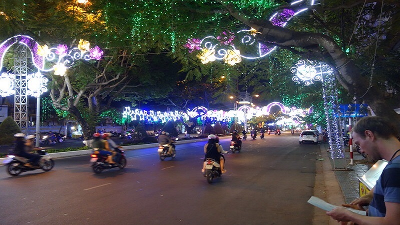 La vie nocturne à Can Tho est assez animée