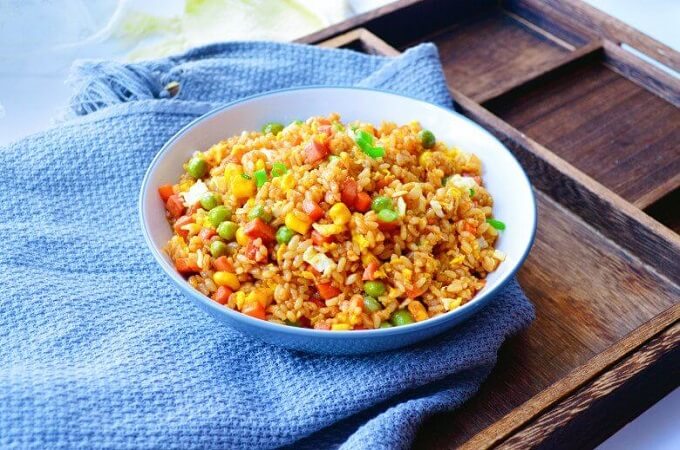 Le riz frit est très populaire au Vietnam