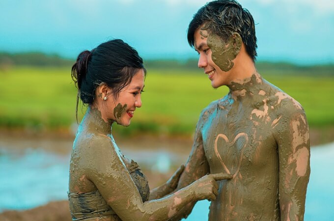 The Field Hoi An, bain de boue et photos couples amoureux