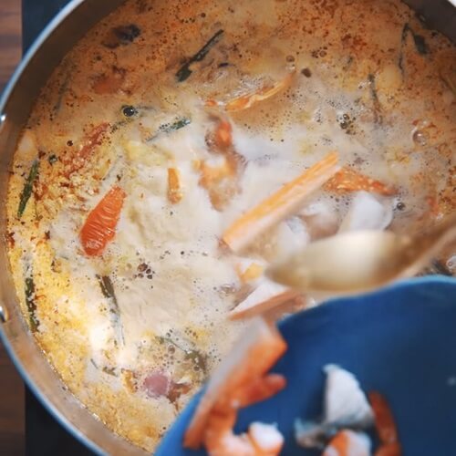 Le bouillon fini avant de mettre à table