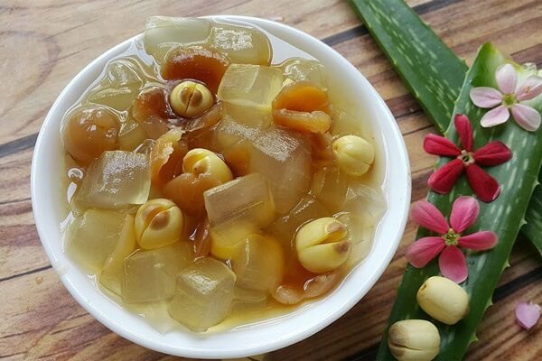 Le dessert de graines lotus avec aloe vera