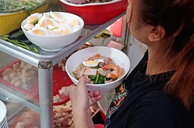 Chaque établissement propose des ingrédients différents à ses convives, Mi Van Than