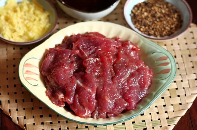 Bien mélanger pour absorber les saveurs pendant 15 à 20 minutes