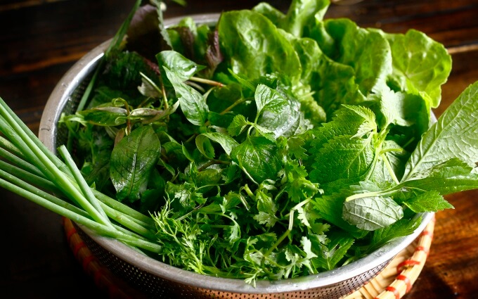 Les crudités contiennent principalement les différents légumes