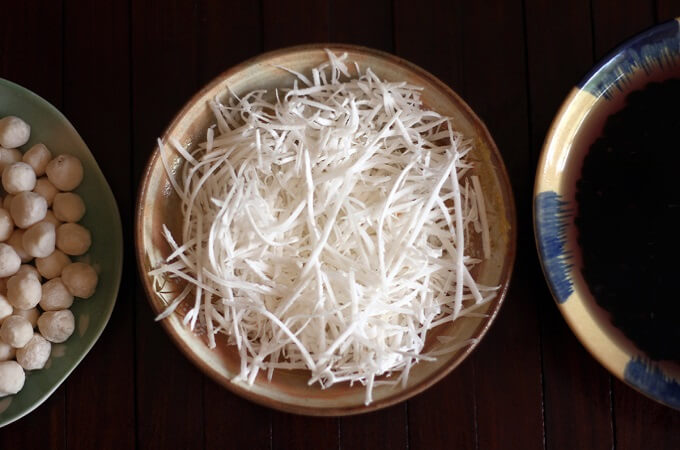Noix de coco râpée pour la garniture