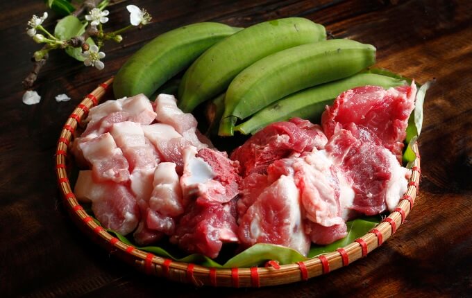 Les ingrédients nécessaires pour Xáo chuối