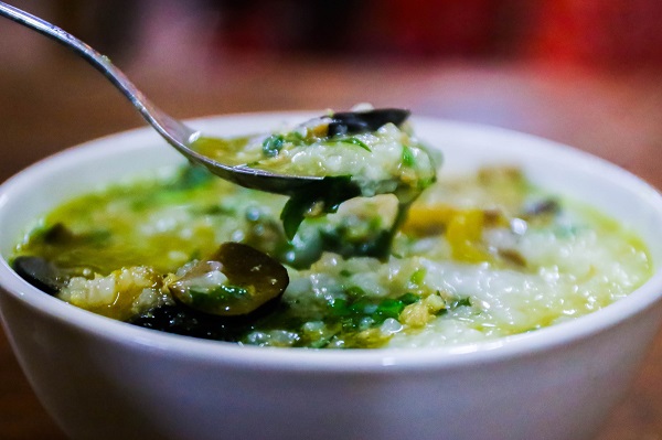 Bol de porridge de riz Au Tau