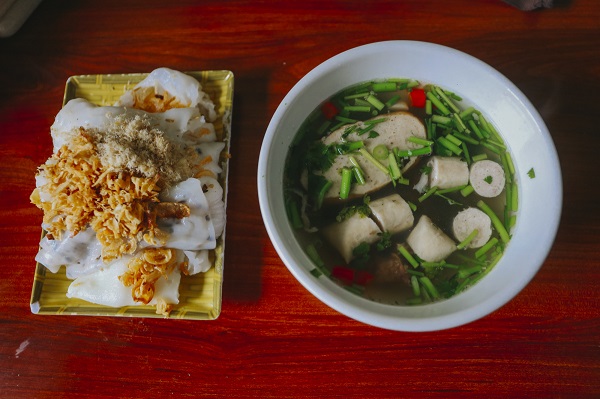 Galette à la vapeur enroulée de Ha Giang