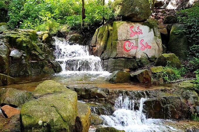 Le ruisseau de Con Son Kiep Bac