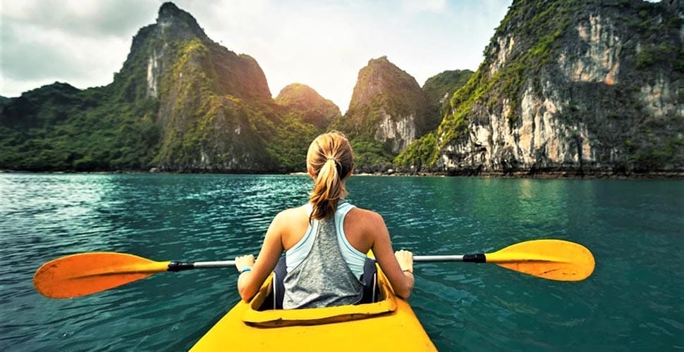 Kayak_Ha_Long