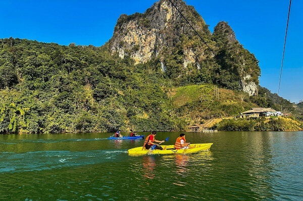 Le kayak est une activité recommandée
