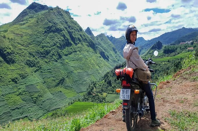 Le voyage à moto vous offre des sensations de liberté incroyables et virée aux paysages stupéfiants