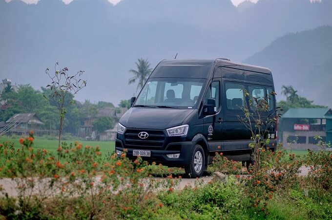Thai Travel Bus à destination Mai Chau
