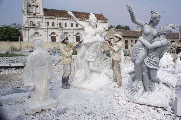 Sculpture sur pierre Ninh Van
