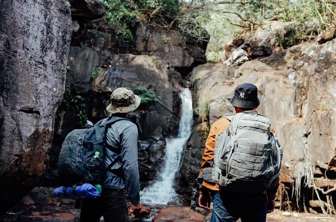 Sortie amoureuse au ruisseau de Suoi Tien