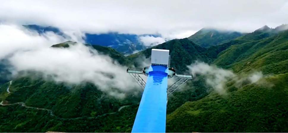 Le pont de verre d'O Quy Ho