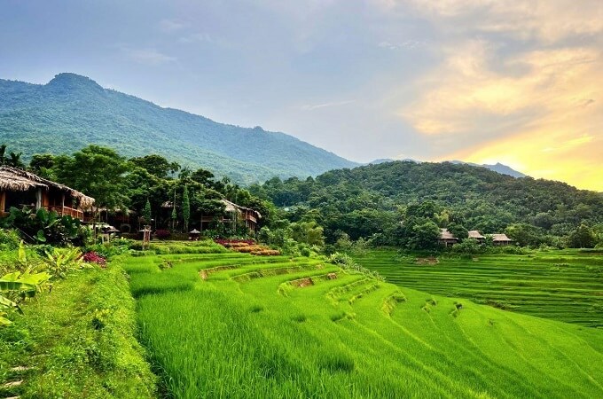 La voiture privée semble être une très bon moyen pour se rendre à Pu Luong