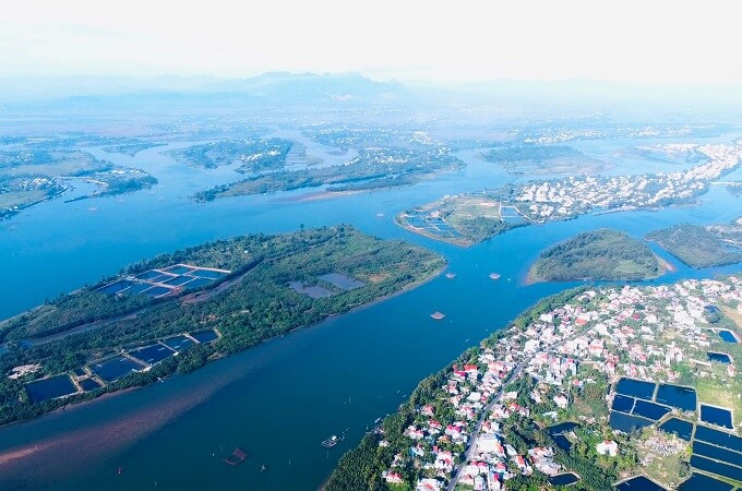 Quang Nam construira des mécanismes et des politiques spécifiques pour attirer les grandes sociétés d'investissement