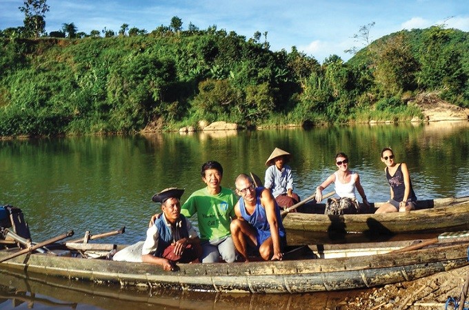 Promenade en bateau tout au long de la rivière Dong Nai, Nam Cat Tien