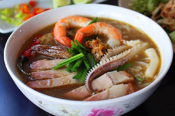 Soupe de nouilles au poisson fermenté – Bún Mắm