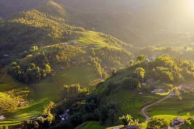 La ville de Sapa cache son mystère dans la brume