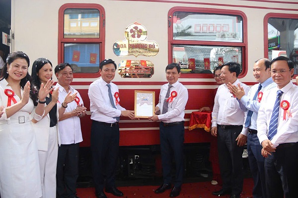 La mise en service du nouveau train de haute qualité