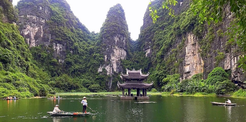 Bai Dinh a Ninh Binh