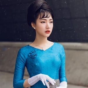 Ao-Dai-Tran-Le-Xuan