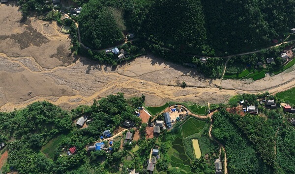 Le glissement terrain a supprimé un village entier à Lao Cai