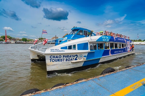 Bateau touristique à Bangkok