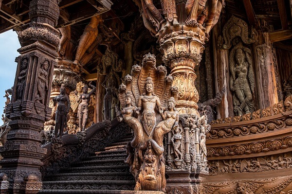 Le sanctuaire de la vérité à Pattaya