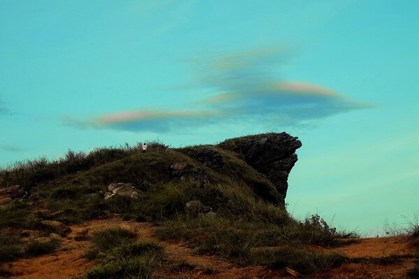Les falaises de Chekundu du Roi Lion