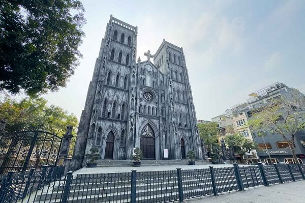 Cathédrale Saint-Joseph à Hanoi
