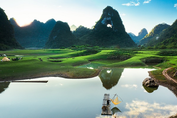 La montagne de l'œil de dieu à Cao Bang